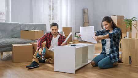 When to move as a couple?